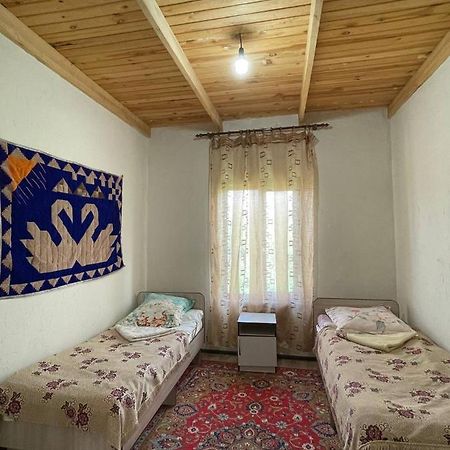 Guest House Guljan Bokonbayevo Buitenkant foto