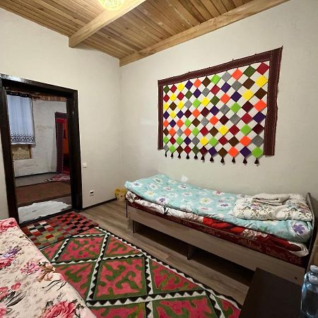 Guest House Guljan Bokonbayevo Buitenkant foto
