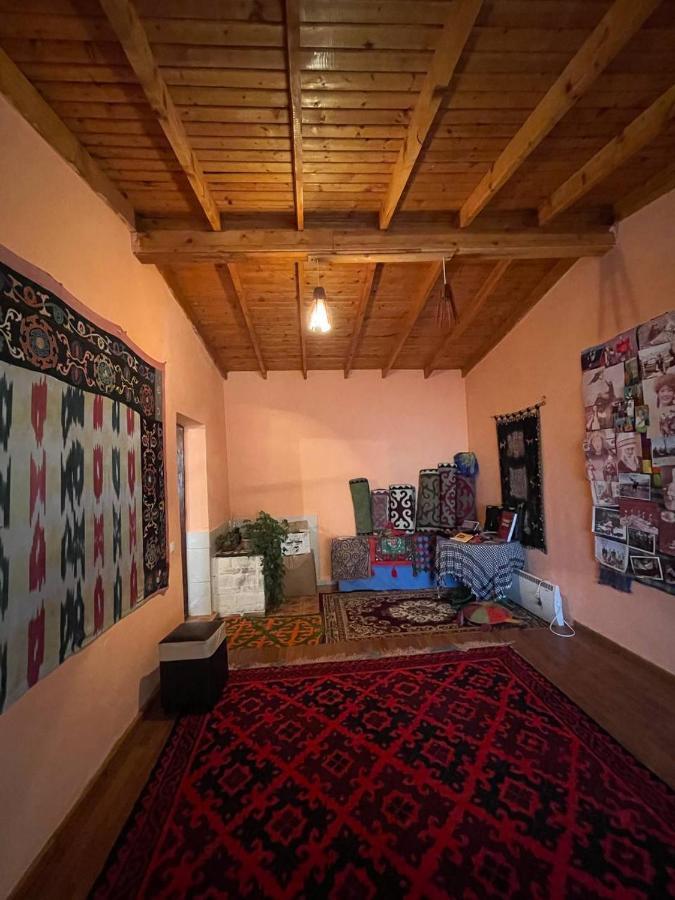 Guest House Guljan Bokonbayevo Buitenkant foto