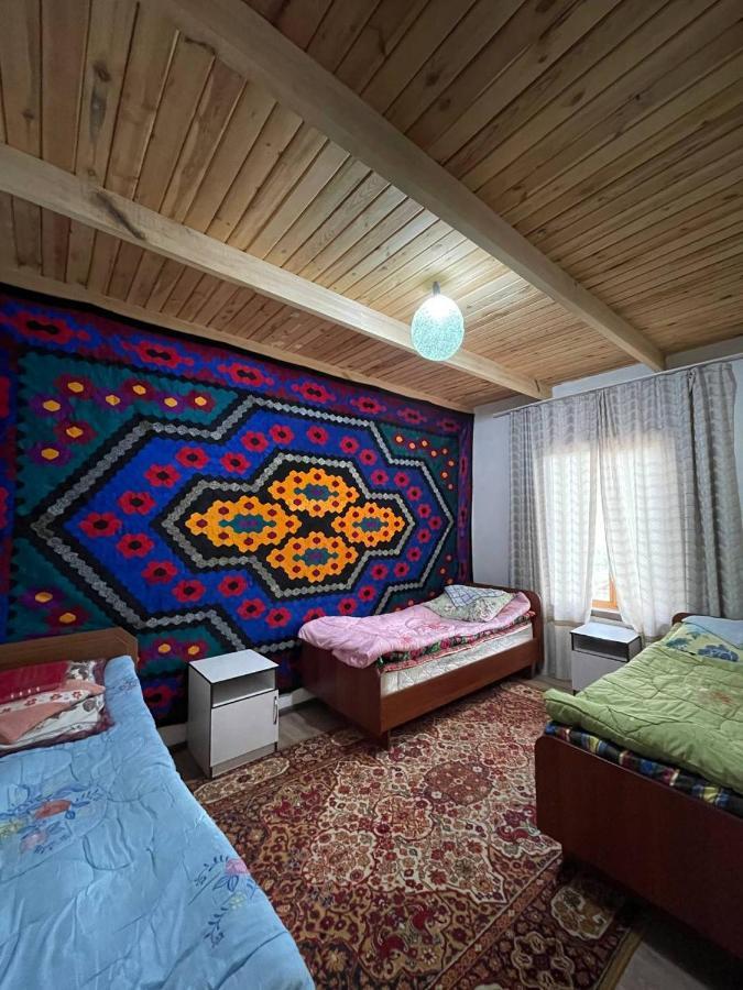 Guest House Guljan Bokonbayevo Buitenkant foto