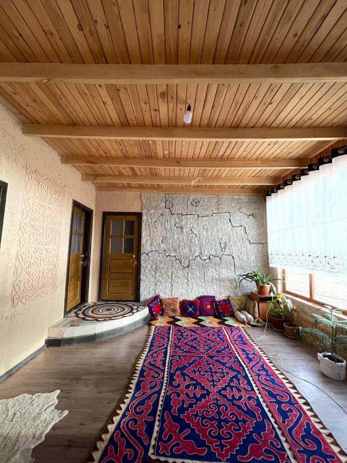 Guest House Guljan Bokonbayevo Buitenkant foto
