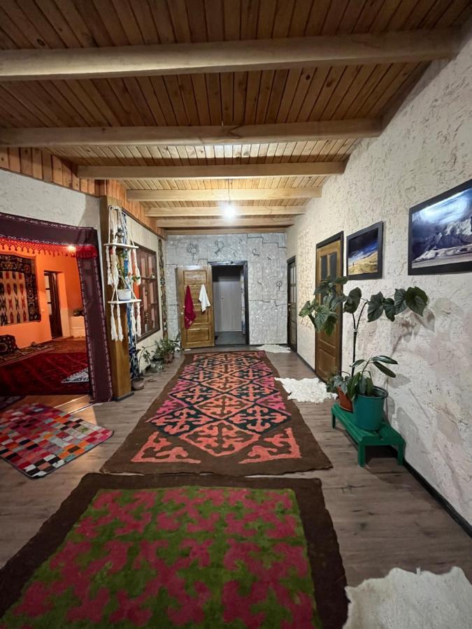 Guest House Guljan Bokonbayevo Buitenkant foto